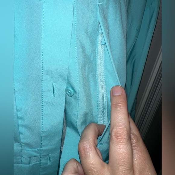 Womens fishing / active ware button down shirt: L. Mesh. Lightweight Long sleeve - Picture 7 of 10